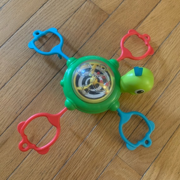 Infantino Link & Spin Suction Cup Turtle - Picture 2 of 4
